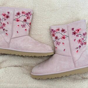 Women's UGG Classic Short Blossom Boot 8W Cherry Blossom